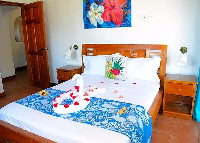 La Therese Hotell 3*
